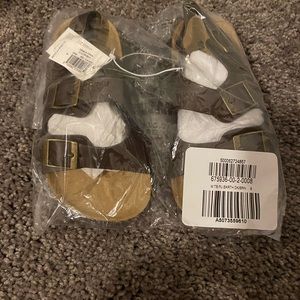 Toddler Size 8 Sandals